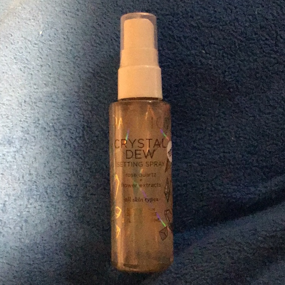 Pacifica setting spray